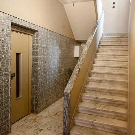 Principe Real Urban Haven شقة